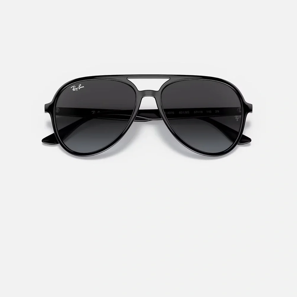 Ray-Ban Classic Black Sunglasses - Picture 6 of 14